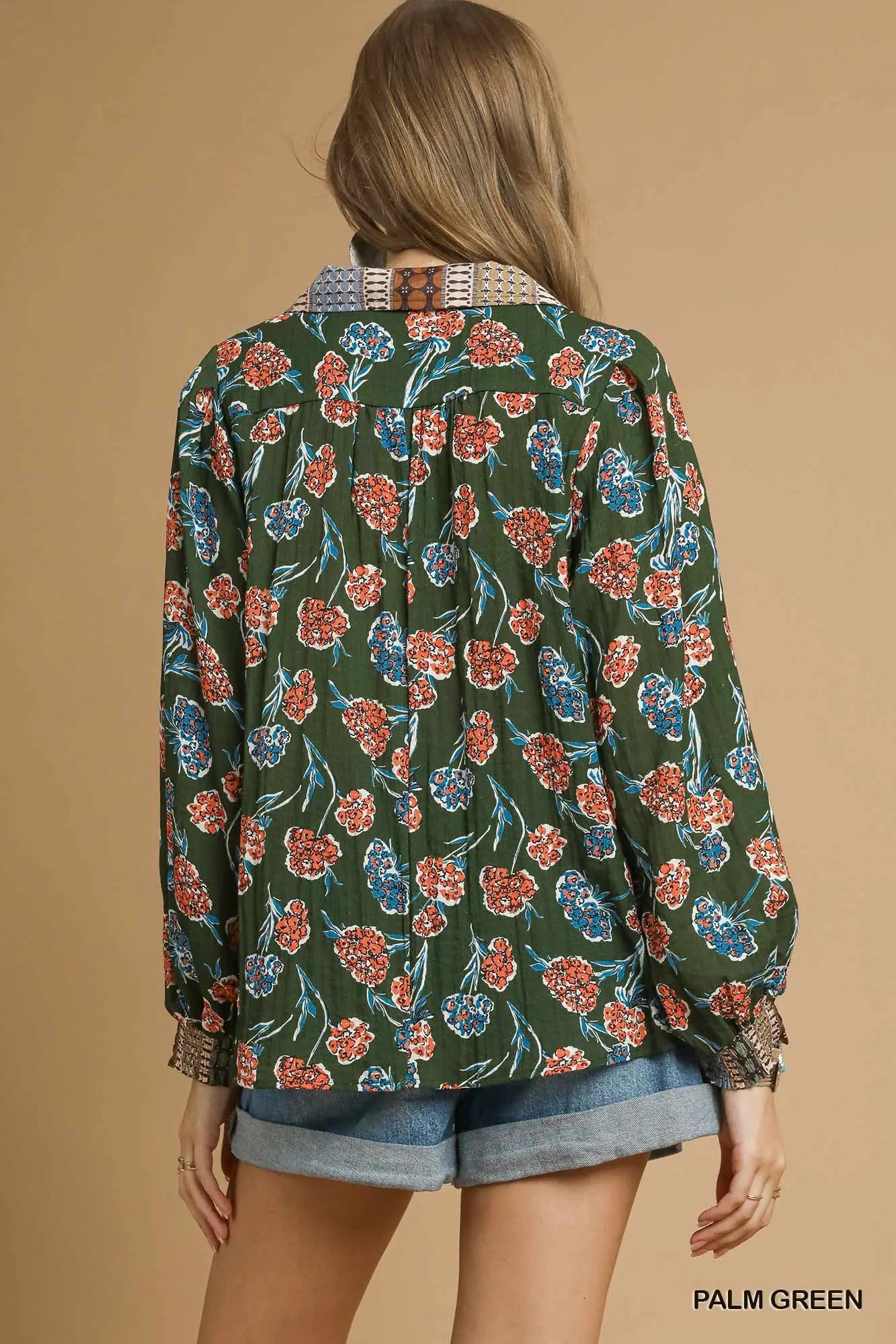 Contrasting Collar Floral Blouse