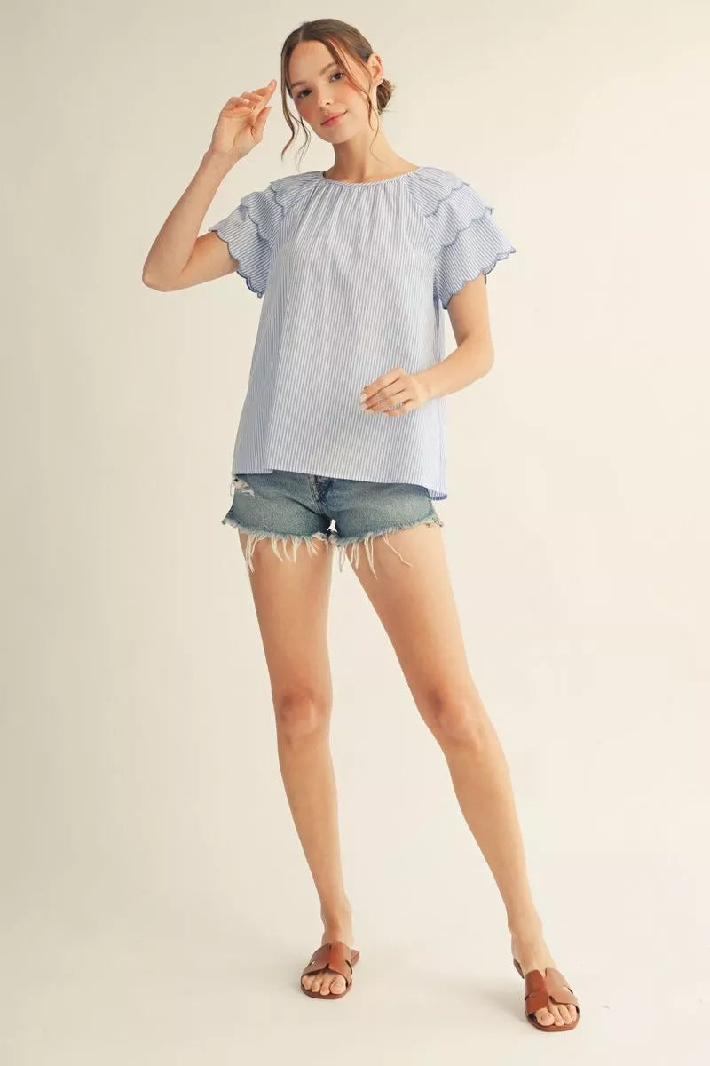 Scalloped Sleeve Raglan Top
