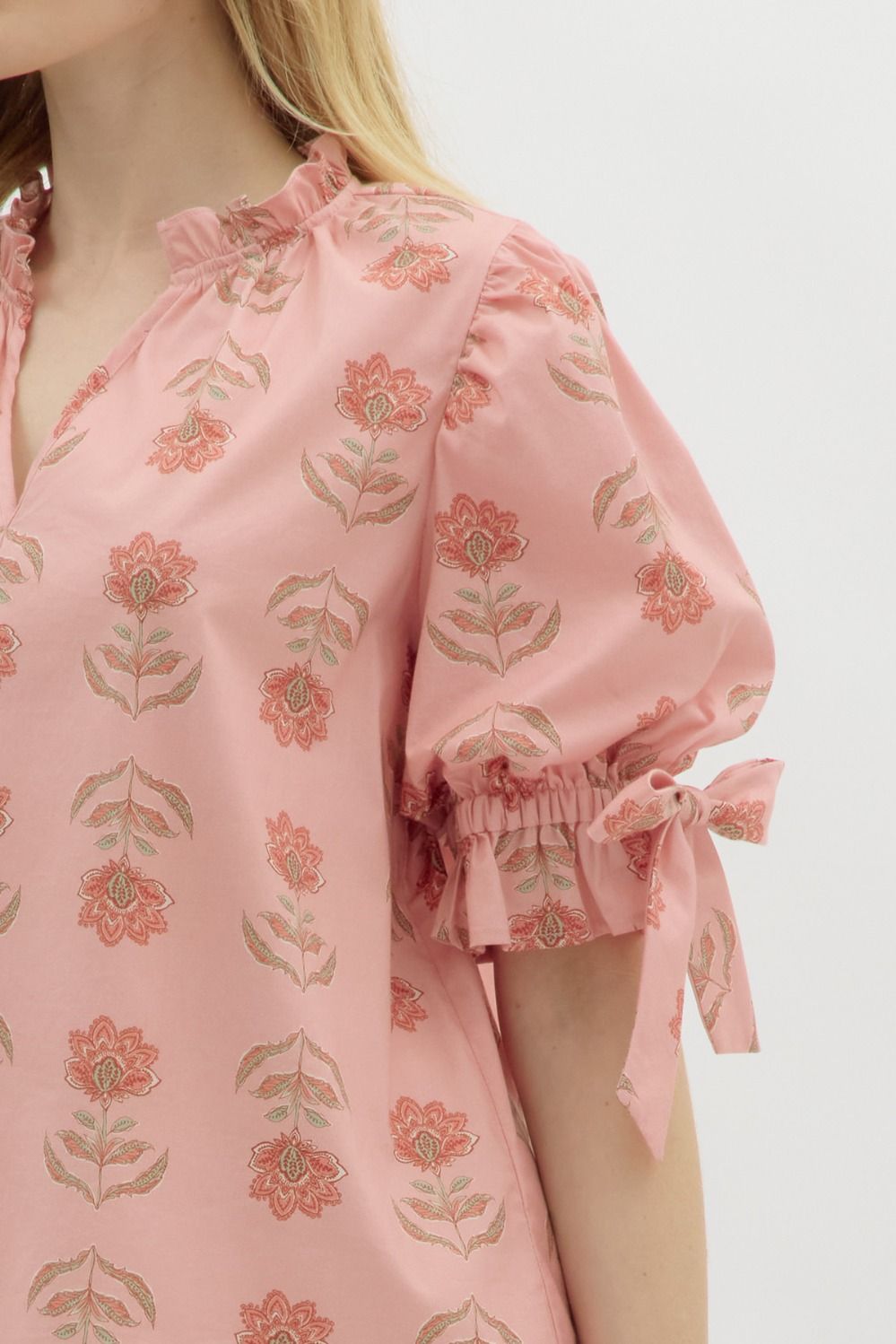 Floral Ruffle Neck Pullover Top