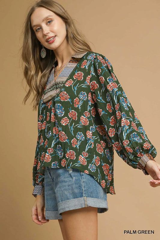 Contrasting Collar Floral Blouse