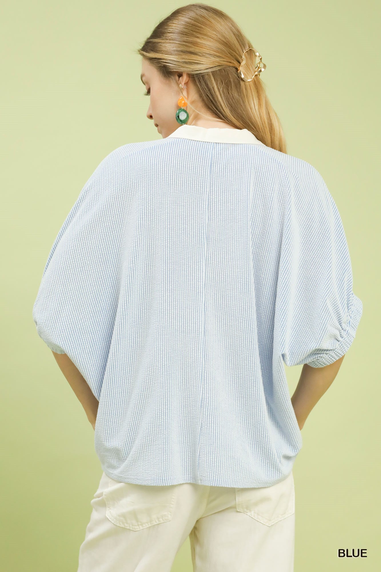 Contrast Collar V-neck Top